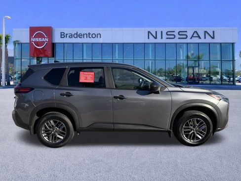 Certified 2023 Nissan Rogue S image 4