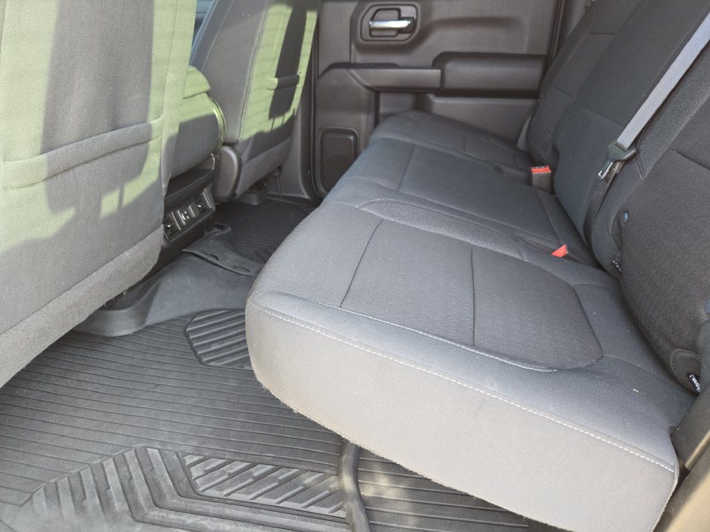 Used 2021 Chevrolet Silverado 1500 LT AWD/4WD image 25