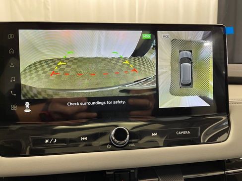 New 2025 Mitsubishi Outlander SE image 16