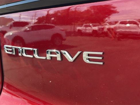 Used 2025 Buick Enclave Sport Touring w/ Power Package image 29