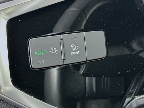 Used 2025 Audi Q3 2.0T Premium AWD/4WD image 17