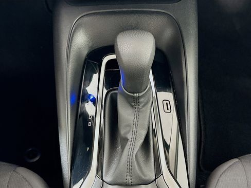 Used 2023 Toyota Corolla LE w/ Carpet Mat Package (TMS) image 23