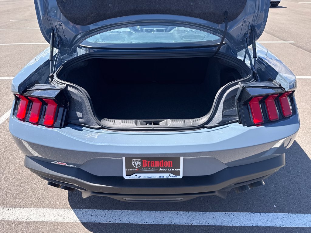 Used 2025 Ford Mustang GT Premium RWD image 25