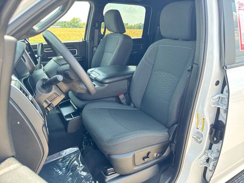 Used 2026 RAM 2500 Big Horn AWD/4WD image 11