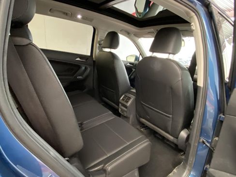 Used 2019 Volkswagen Tiguan SEL w/ 3rd Row Seat Package AWD/4WD image 11