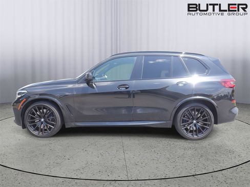 Used 2021 BMW X5 M50i w/ Premium Package AWD/4WD image 4