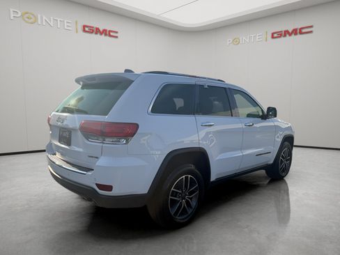 Used 2019 Jeep Grand Cherokee Limited w/ Luxury Group II AWD/4WD image 2