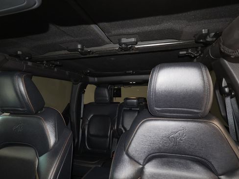 Used 2024 Ford Bronco Badlands AWD/4WD image 18