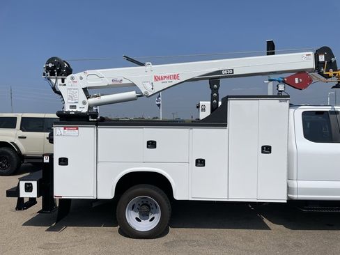 New 2025 Ford F550 4x4 SuperCab Super Duty image 36