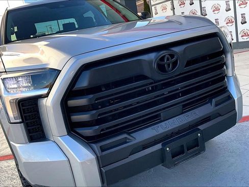 Used 2024 Toyota Tundra SR5 w/ SR5 Premium Package image 28