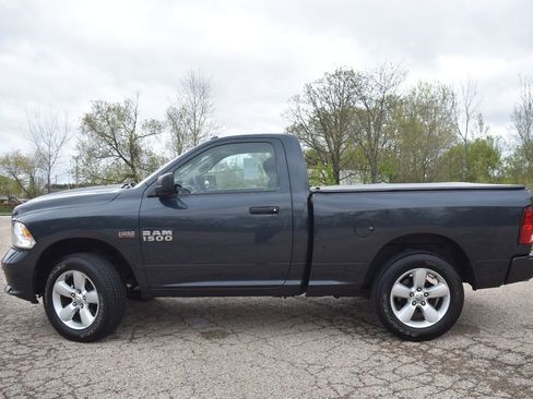 Used 2014 RAM 1500 Express AWD/4WD image 3