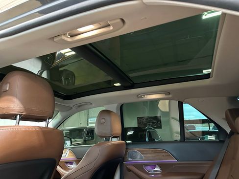 Used 2024 Mercedes-Benz GLE 350 4MATIC image 38