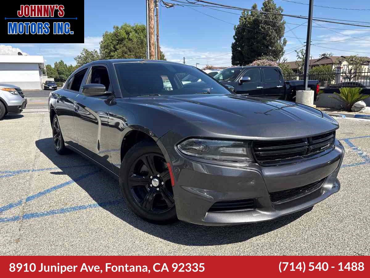 Used 2020 Dodge Charger SXT w/ Leather Interior Group RWD image 1