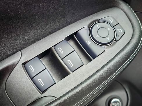 Certified 2023 Buick Encore GX Select w/ Sport Touring Package image 10