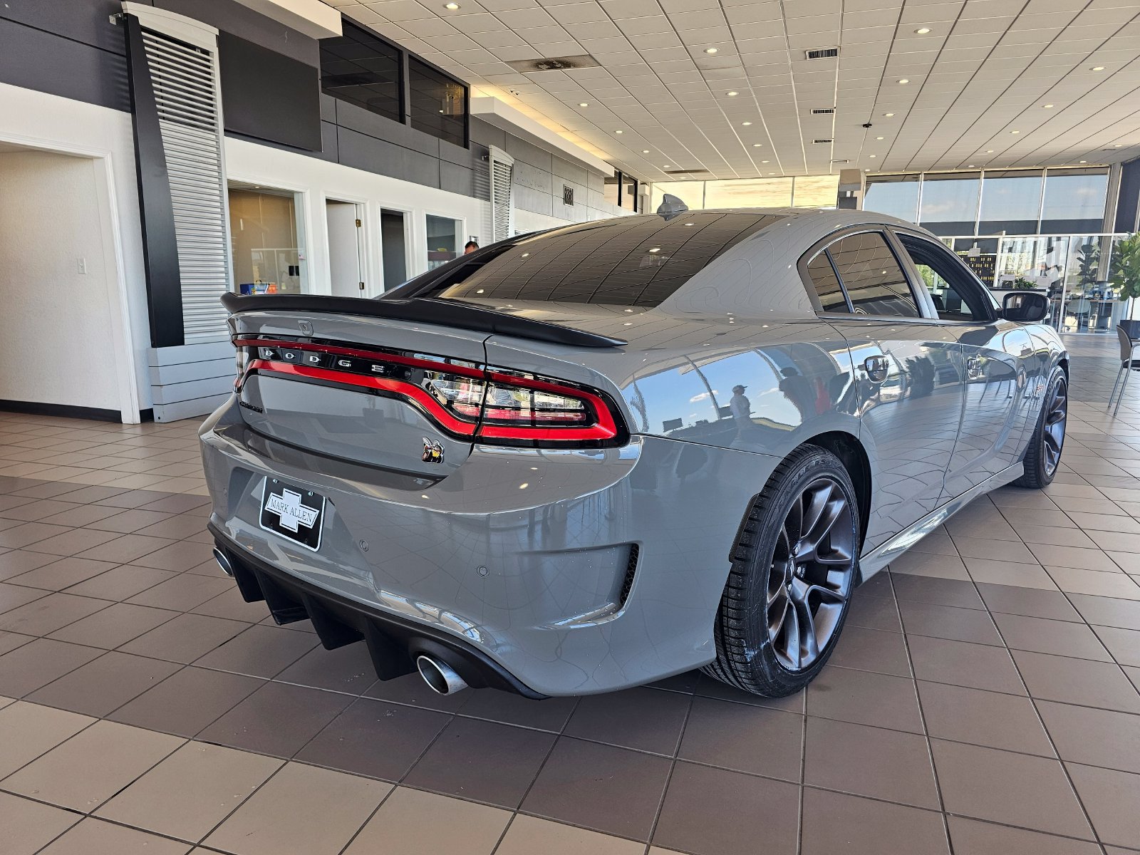 Used 2023 Dodge Charger Scat Pack w/ Harman/Kardon Audio Group RWD image 4