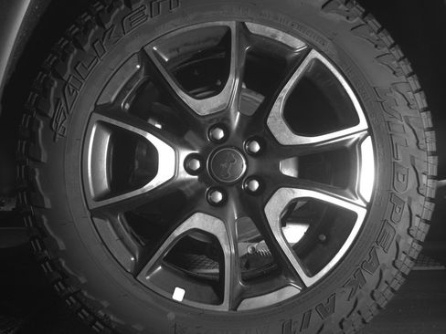 Used 2025 Jeep Compass Trailhawk image 13