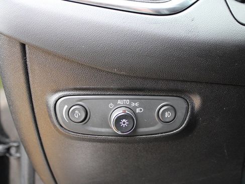 Used 2018 Chevrolet Equinox Premier image 72