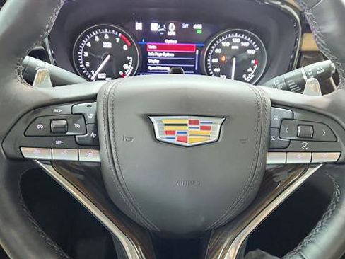 Used 2024 Cadillac XT6 Sport w/ Platinum Package image 15