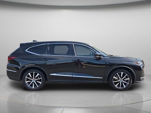 Used 2025 Acura MDX FWD w/ Technology Package image 9