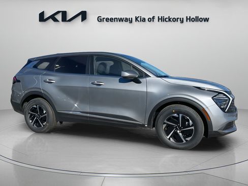 New 2025 Kia Sportage LX image 8