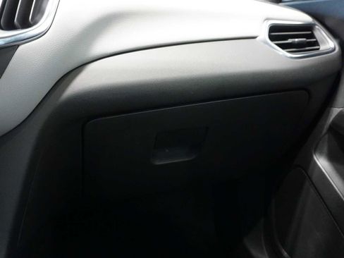 Certified 2024 Chevrolet Equinox LS w/ LS Convenience Package image 18