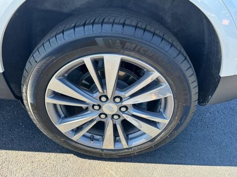 Used 2020 Cadillac XT5 Premium Luxury image 7