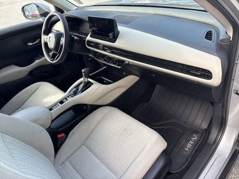 Certified 2023 Honda HR-V LX image 20