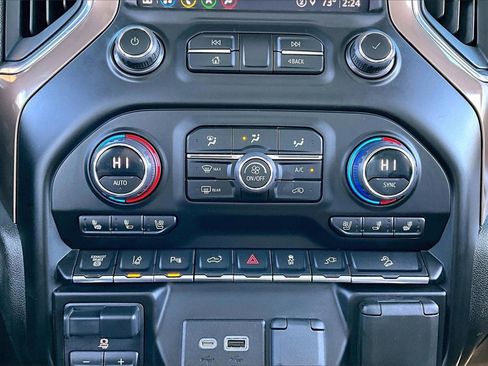 Used 2023 Chevrolet Silverado 3500 High Country w/ Z71 Off-Road Package image 24