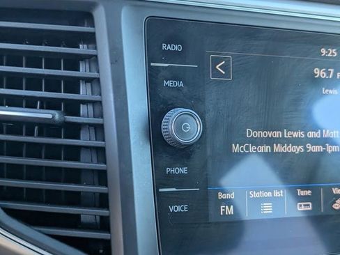 Used 2019 Volkswagen Atlas SE FWD image 15