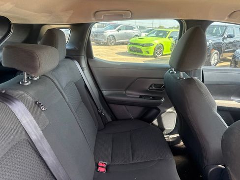 Used 2025 Nissan Kicks S AWD/4WD image 31