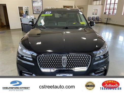 Used 2023 Lincoln Aviator AWD image 1