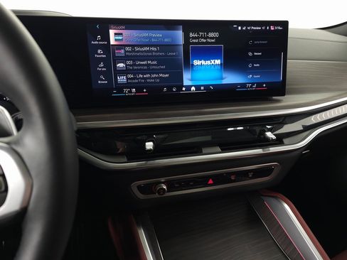 Used 2025 BMW X6 xDrive40i w/ Executive Package image 27