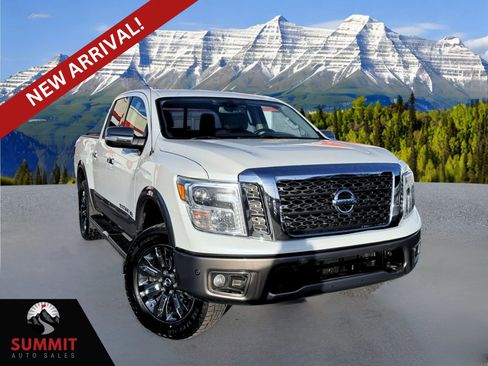 Used 2018 Nissan Titan Platinum Reserve image 1