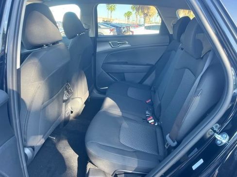 New 2026 Kia Sportage LX w/ LX Convenience Package FWD image 18