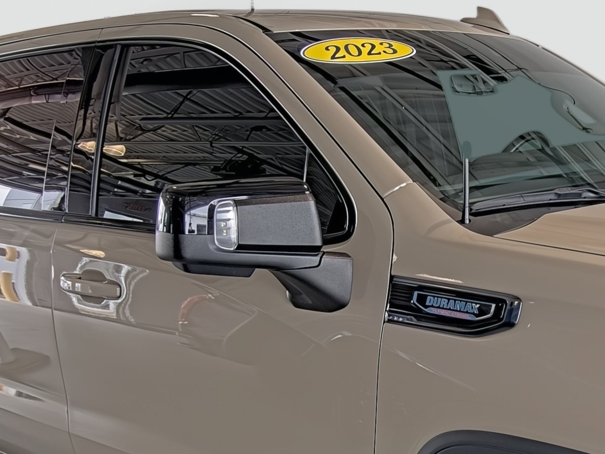 Certified 2023 GMC Sierra 1500 AT4 w/ AT4 Premium Package AWD/4WD image 17