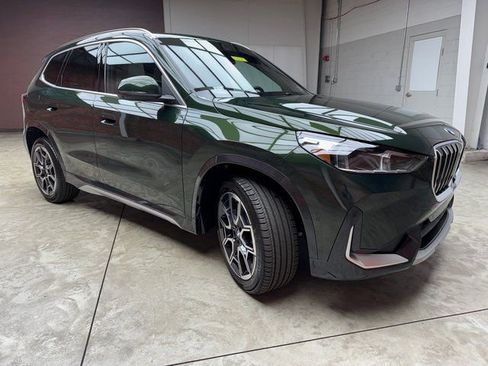 Used 2025 BMW X1 xDrive28i w/ Premium Package image 7