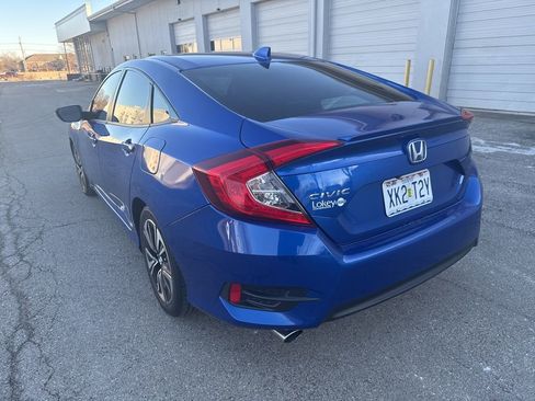 Used 2016 Honda Civic EX-T image 5