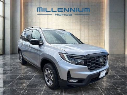 Certified 2023 Honda Passport TrailSport image 22