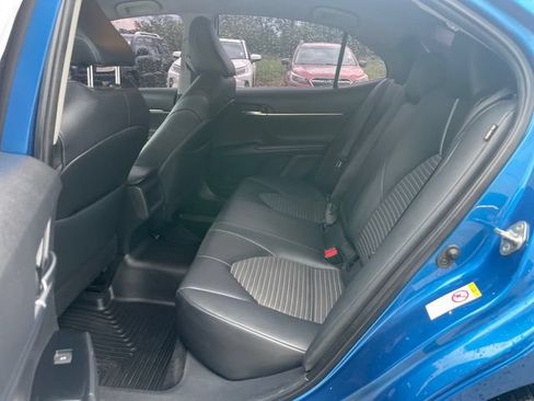 Used 2019 Toyota Camry SE FWD image 28