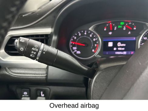 Certified 2021 GMC Acadia SLT w/ Preferred Package image 39