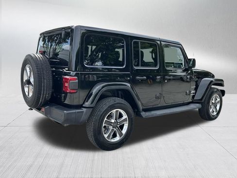 Certified 2018 Jeep Wrangler Unlimited Sahara AWD/4WD image 6