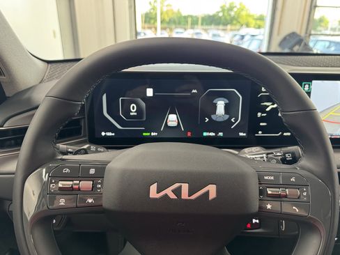 New 2026 Kia EV9 Light image 17