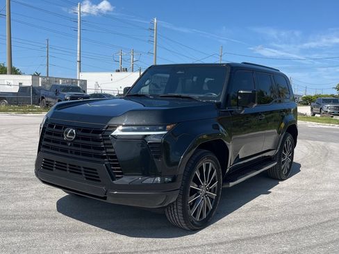 Used 2024 Lexus GX 550 w/ Accessory Package (31) AWD/4WD image 1