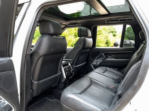 Used 2024 Land Rover Range Rover SE AWD/4WD image 49