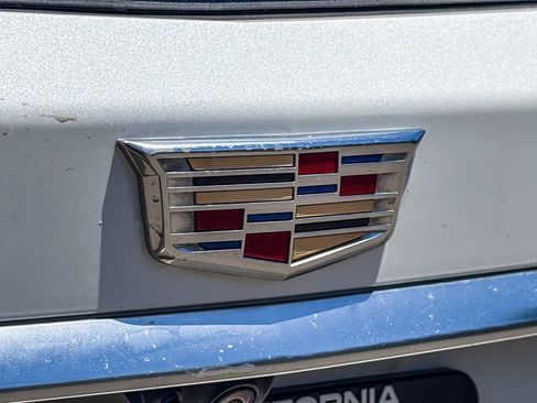 Certified 2024 Cadillac XT6 Luxury w/ LPO, Floor Liner Package FWD image 4