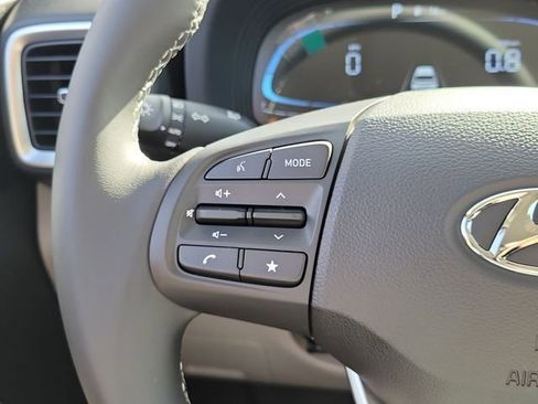 New 2026 Hyundai Venue SEL image 5