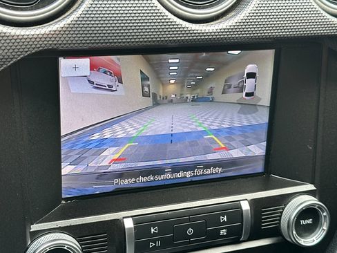 Used 2020 Ford Mustang GT w/ Equipment Group 301A RWD image 26