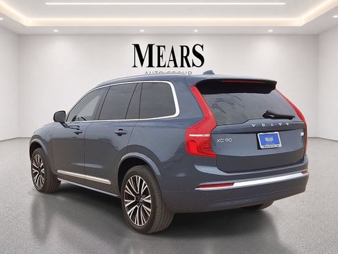 Used 2023 Volvo XC90 T8 Plus AWD/4WD image 4