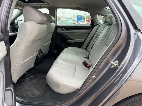 Certified 2019 Honda Accord Touring image 9