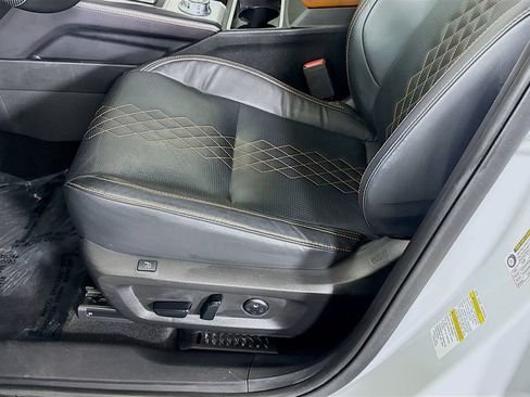 Used 2023 Mitsubishi Outlander GT AWD/4WD image 26